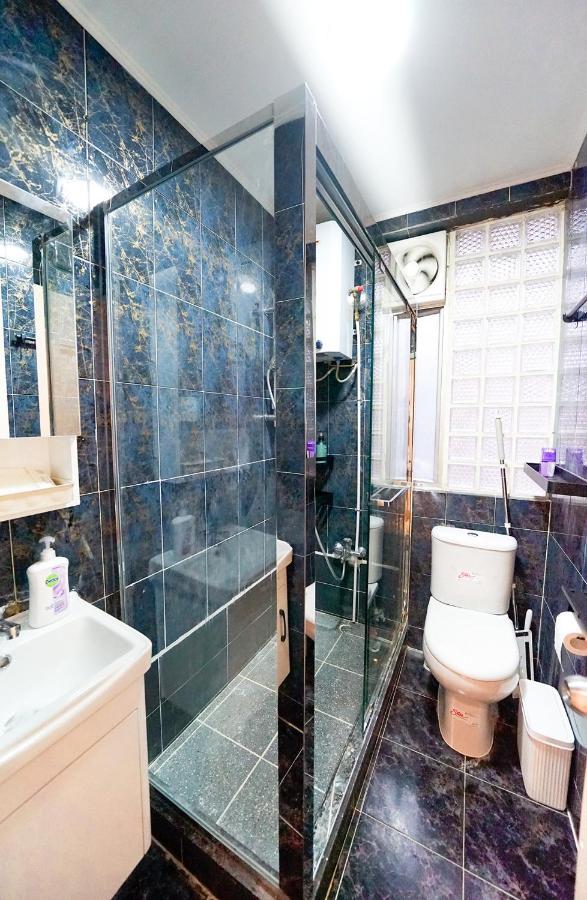 Shared Room At Lockhart Road 414 Hong Kong Bagian luar foto